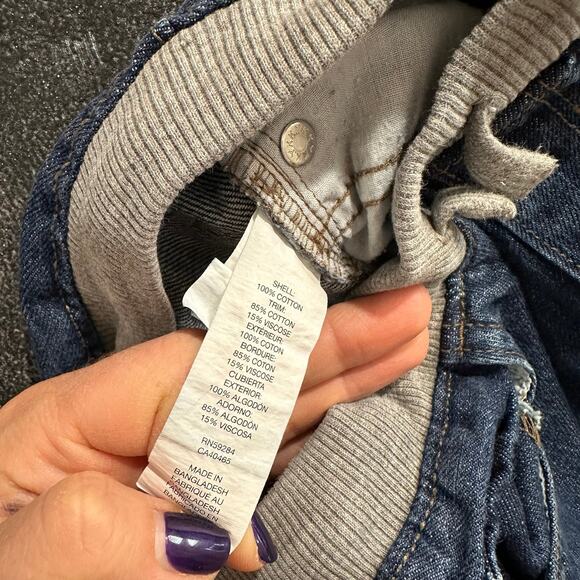 2 Pairs Children's Place Blue Denim Jeans Pockets Stretchy Waist Size 4T - Picture 11 of 11